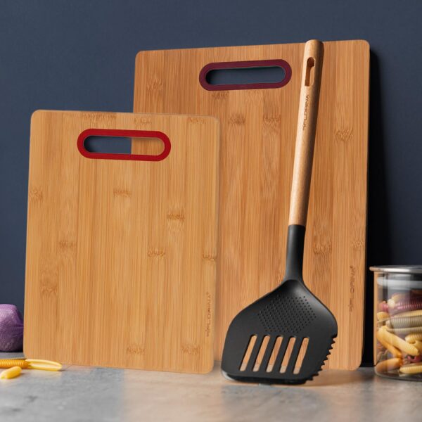 Vitesseroues Planche a Découper en Bambou (40 x 29 cm) I Planche en Bois avec Poignée en Silicone TITOLARE I Antibactérienne – Image 4